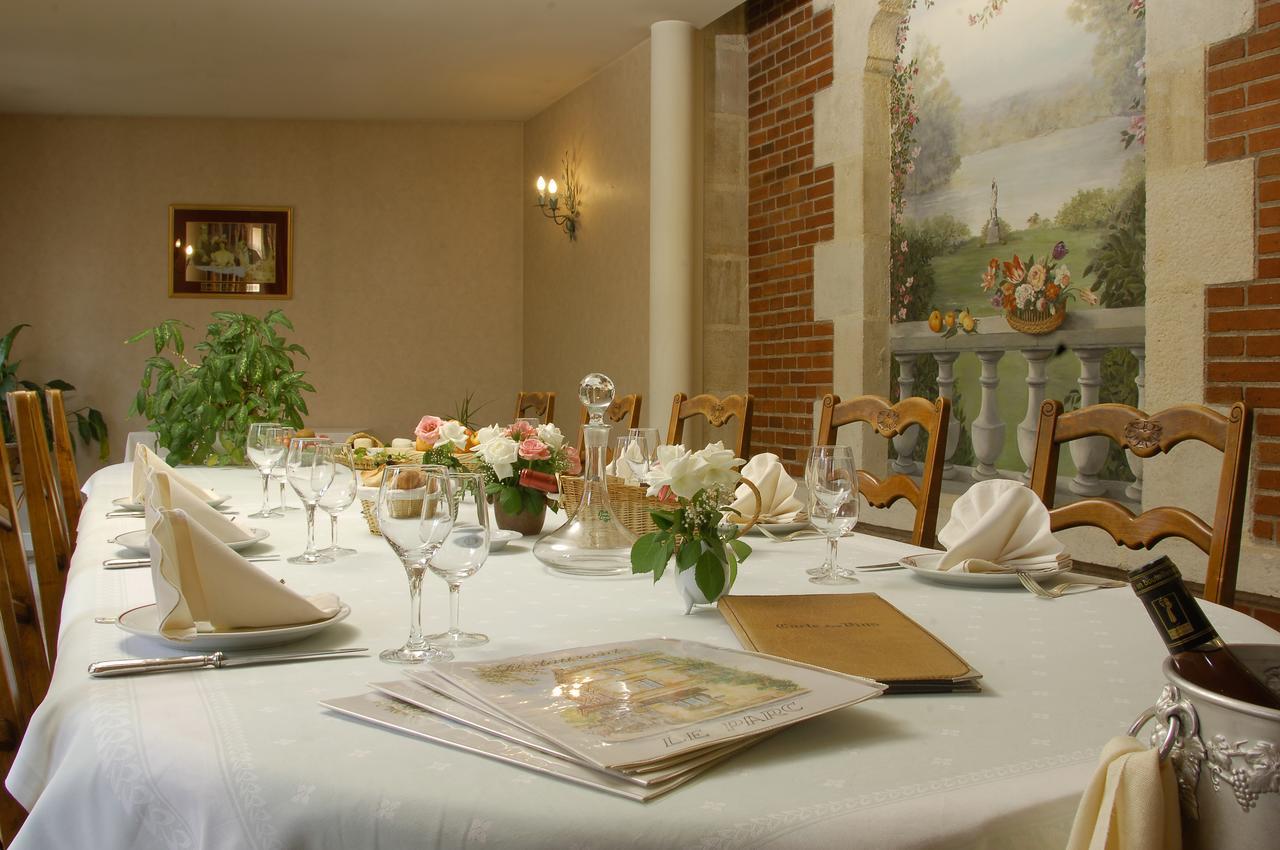 Hotel Restaurant Le Parc Moulins  Bagian luar foto