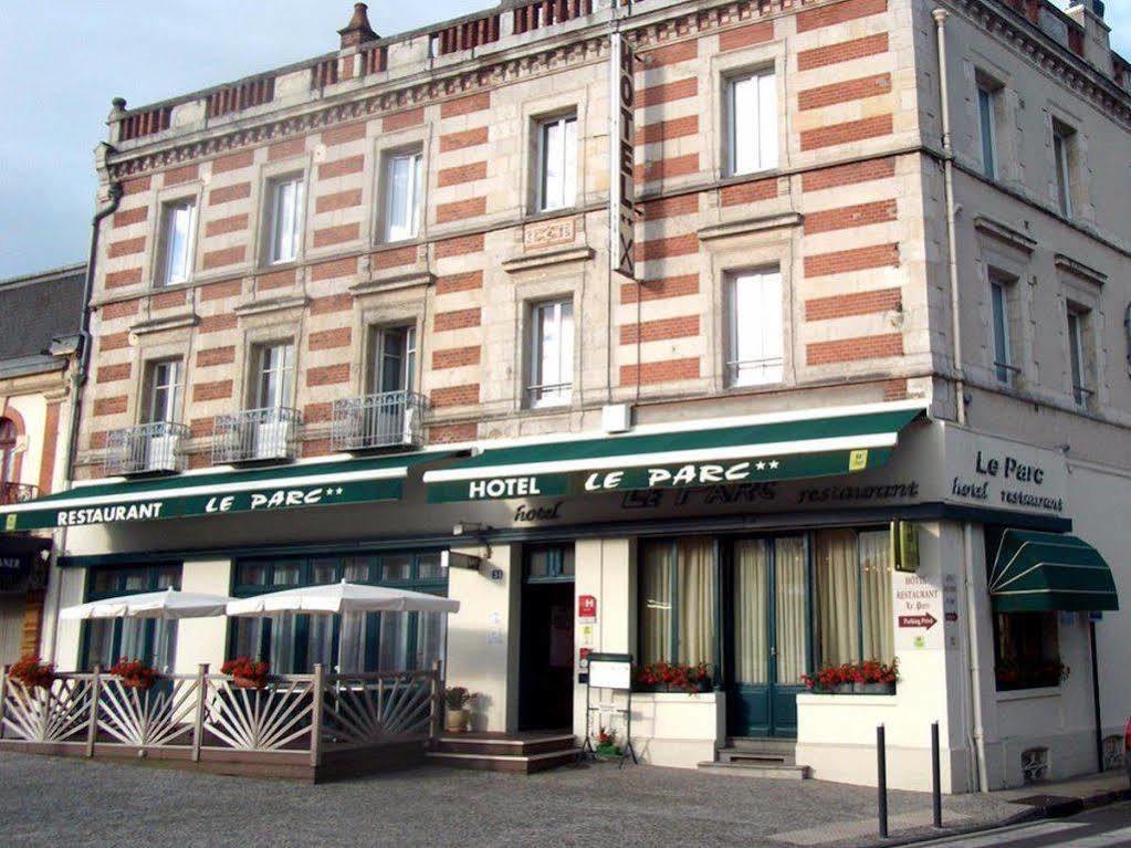 Hotel Restaurant Le Parc Moulins  Bagian luar foto