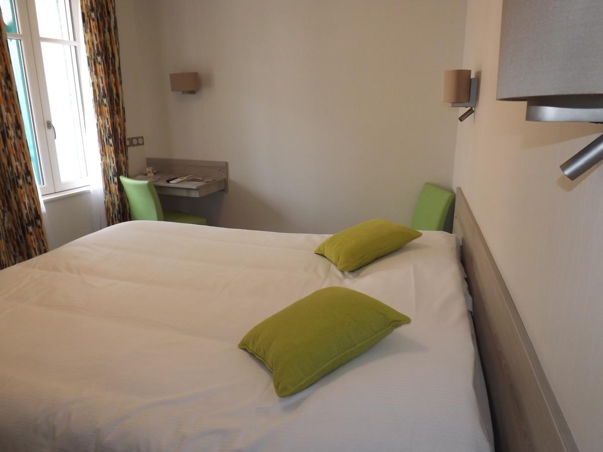 Hotel Restaurant Le Parc Moulins  Bagian luar foto