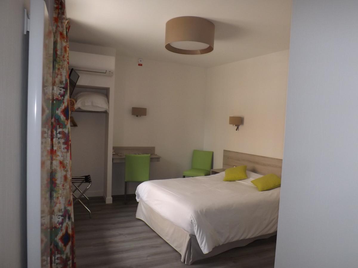 Hotel Restaurant Le Parc Moulins  Bagian luar foto